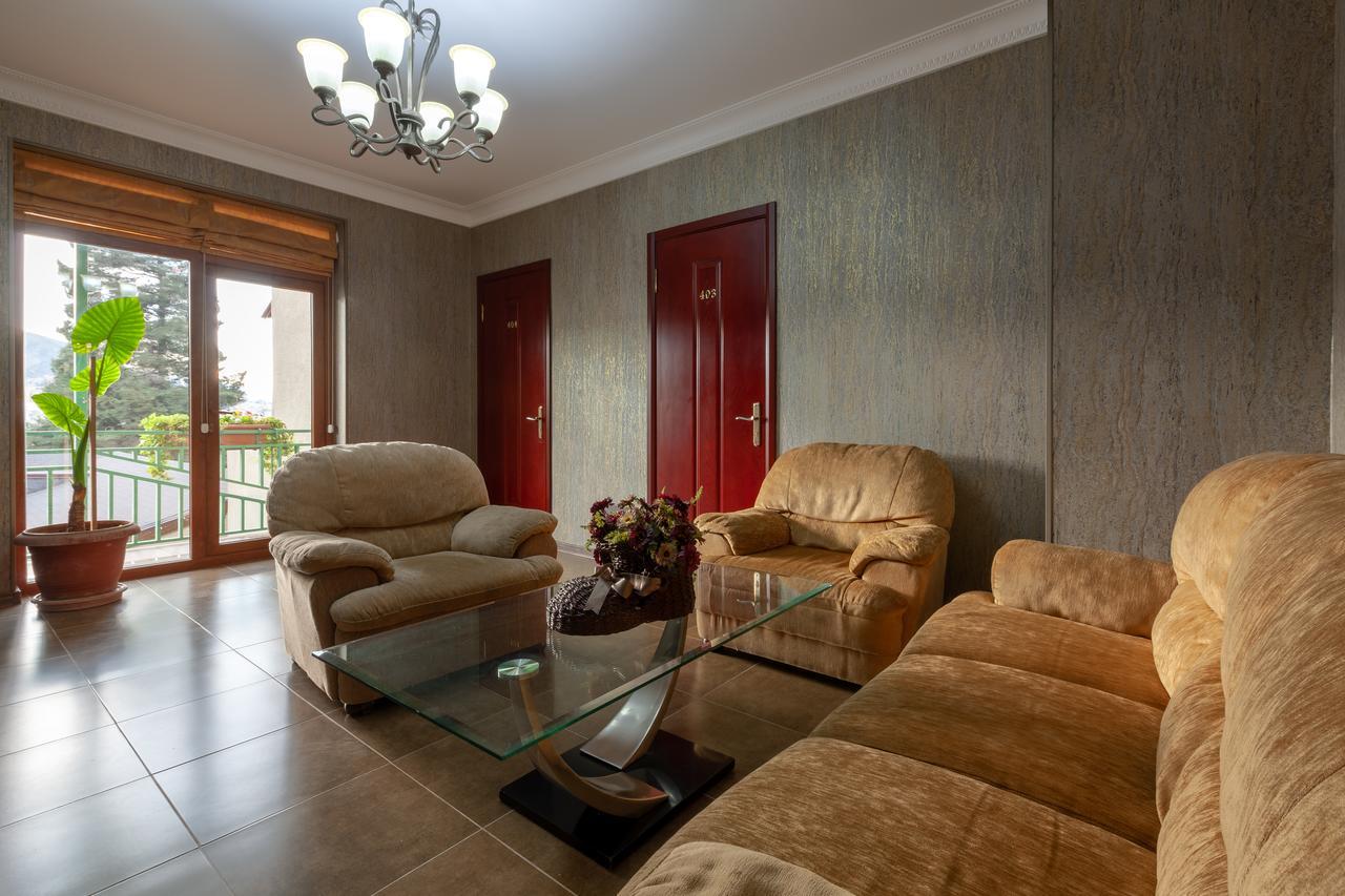 Penthouse Hotel Tbilisi Exterior foto